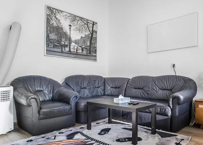 Comfortable 1br Near Danube With Garden Long Βιέννη