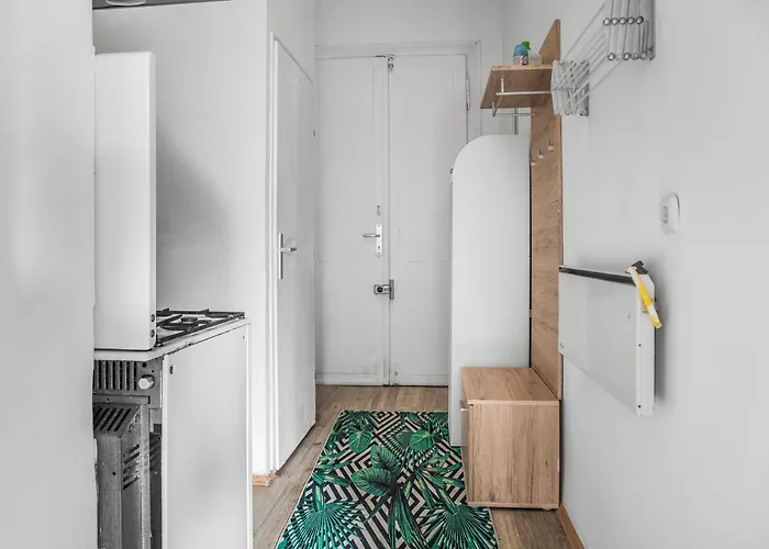 Comfortable 1br Near Danube With Garden Long
